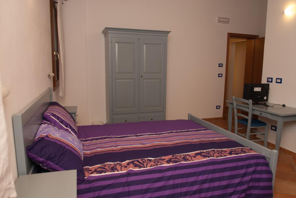 Il Dosso Agriturismo โคดิโกโร ภายนอก รูปภาพ
