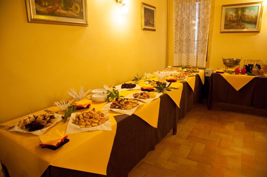 Il Dosso Agriturismo โคดิโกโร ภายนอก รูปภาพ