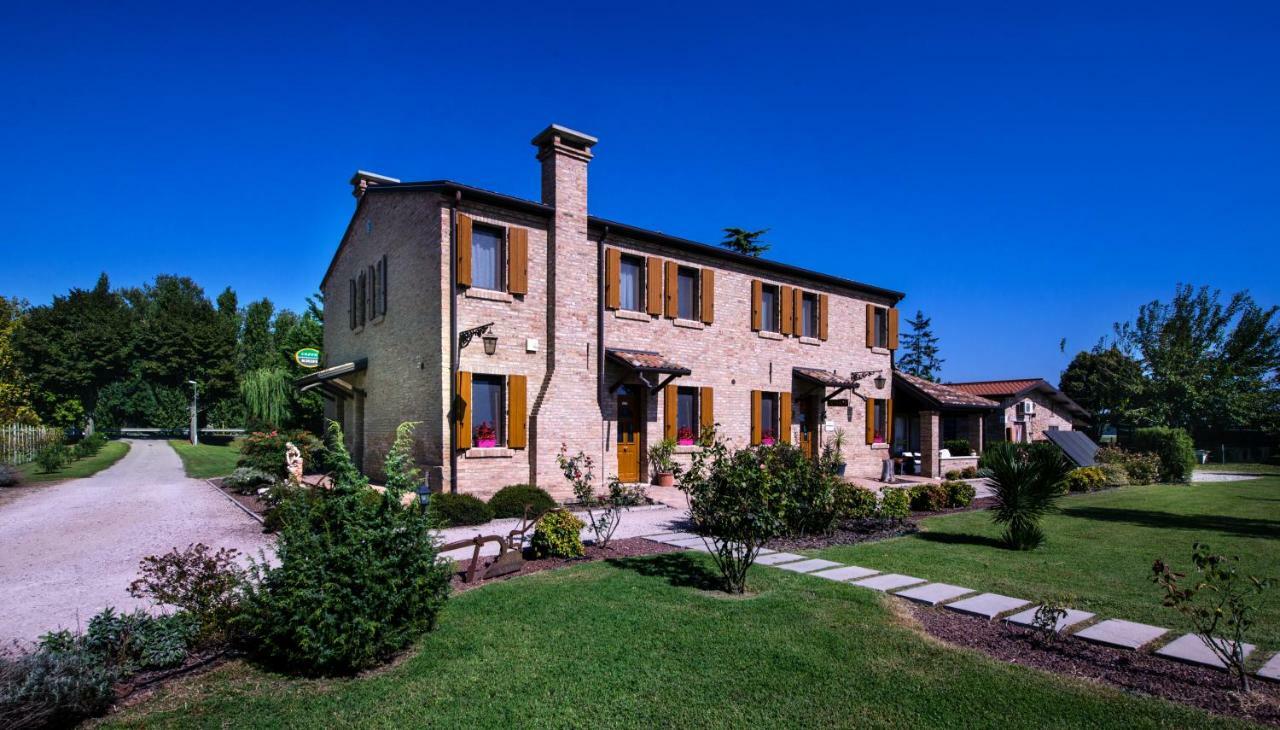 Il Dosso Agriturismo โคดิโกโร ภายนอก รูปภาพ
