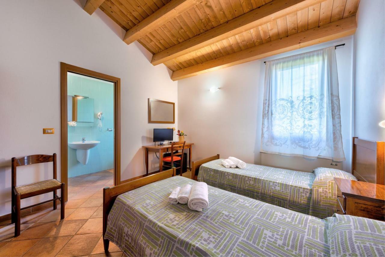Il Dosso Agriturismo โคดิโกโร ภายนอก รูปภาพ