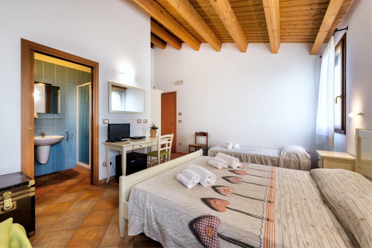 Il Dosso Agriturismo โคดิโกโร ภายนอก รูปภาพ